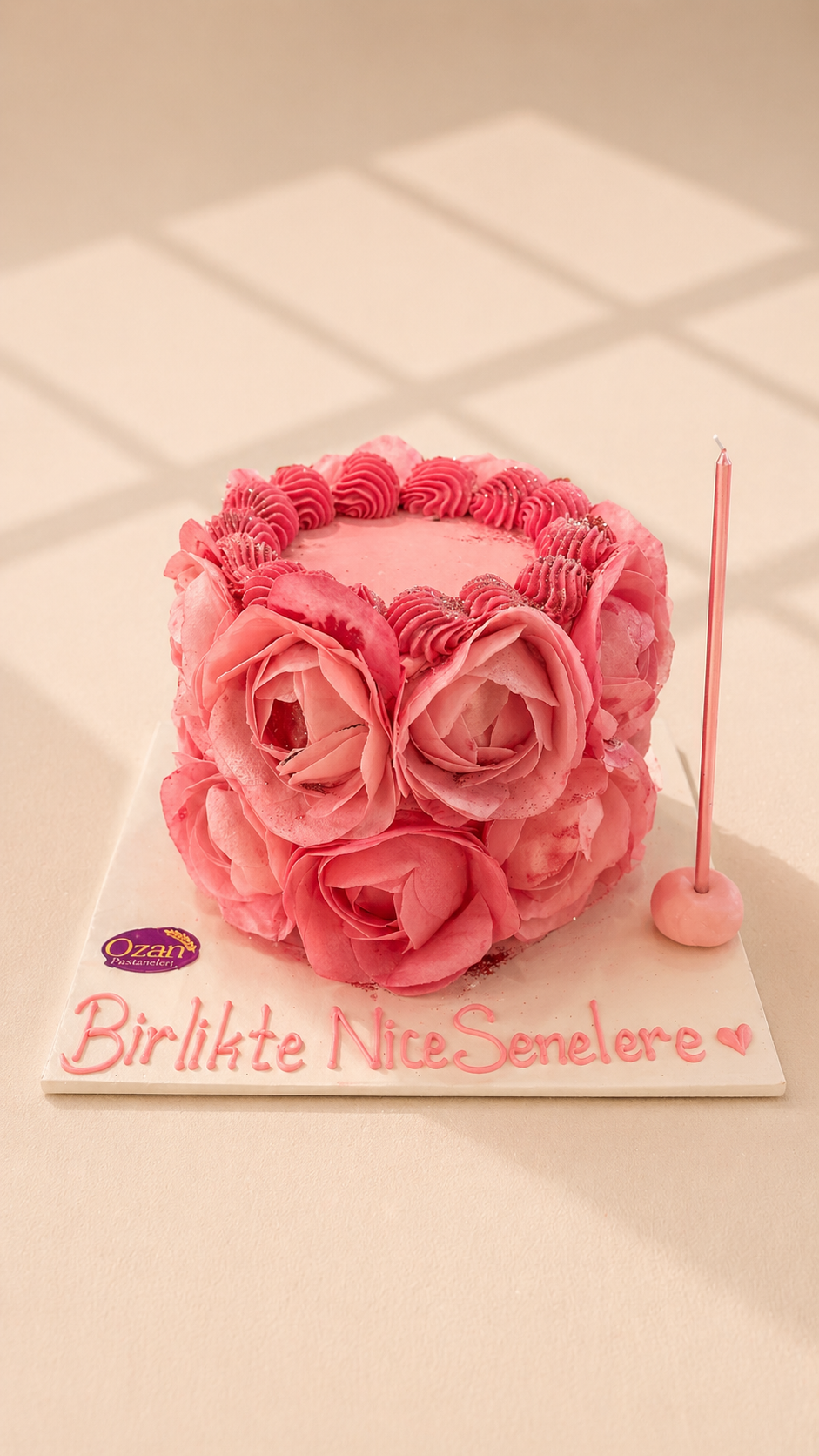 Pembe Gül Dokunuş Wafer Paper Pasta(Yenilebilir Kağıt)